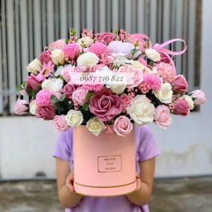 giỏ hoa sáp Kiều Diễm